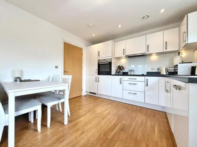 Apartment for sale in Monkston Park, Milton Keynes
