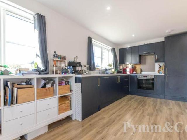 Apartment for sale in Heartsease, East Bank