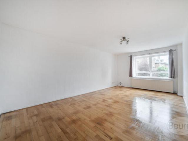 Apartment for sale in Charlotteville, Westborough