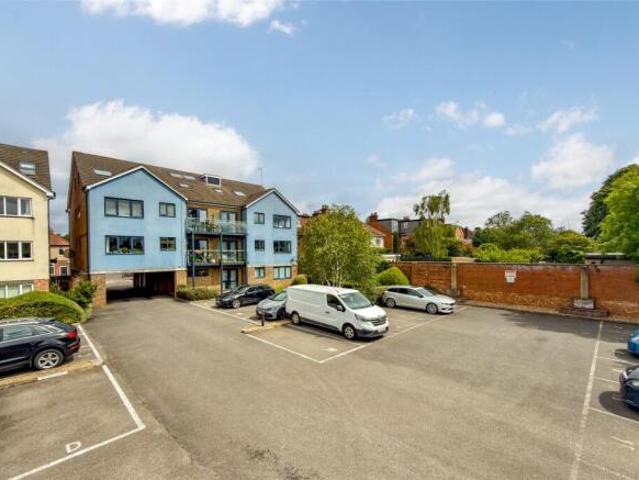 Apartment for sale in St Albans, Five Acres