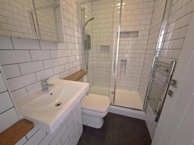 Apartment for sale in Northampton, Northamptonshire
