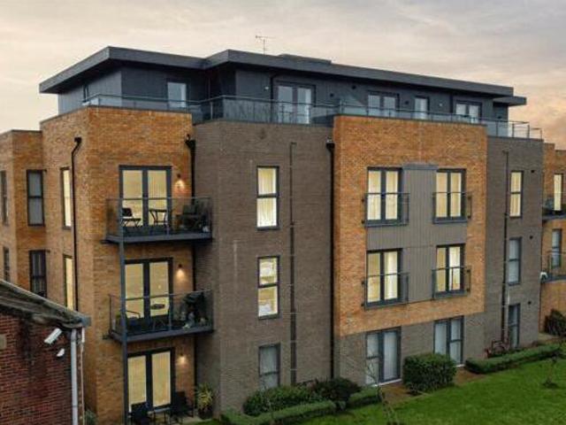 House for sale in Pouchen End, Hertfordshire