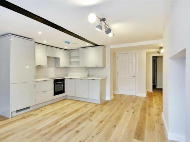 Apartment for sale in Sevenoaks, The Butts