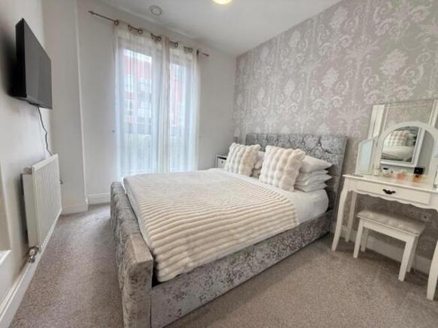Apartment for sale in Cornwall