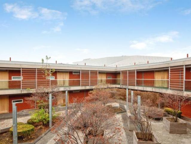 Apartment for sale in Black Friars, Old Wharf