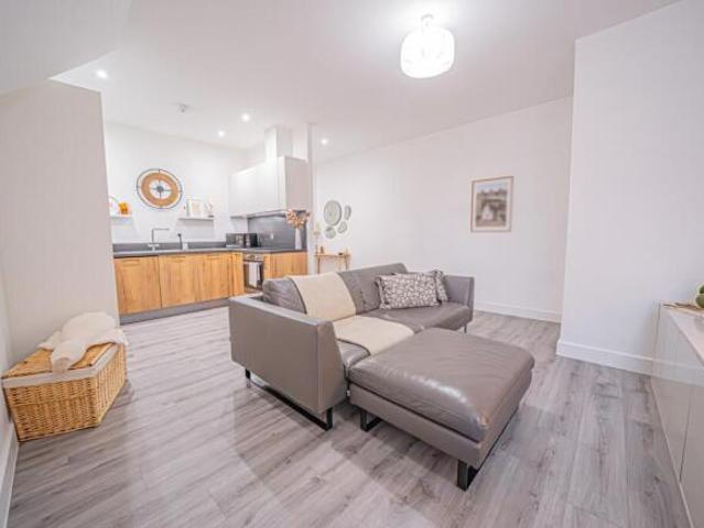 Apartment for sale in West Midlands