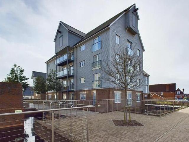 House for sale in Wickhurst Green, Horsham