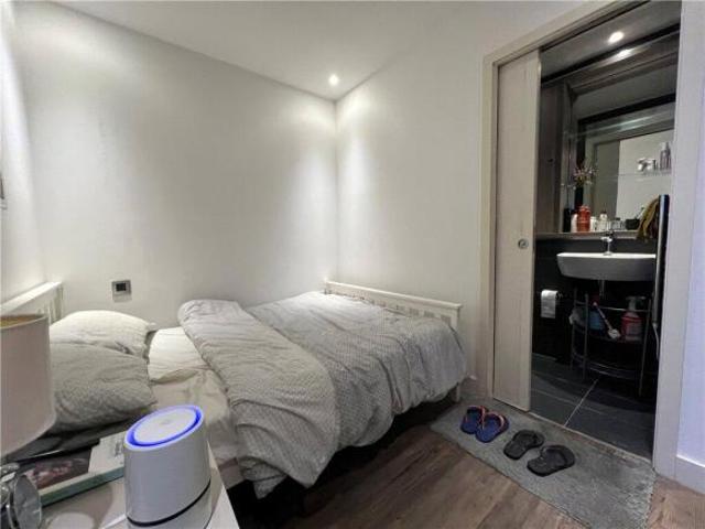 Apartment for sale in Arbury, Cambridgeshire