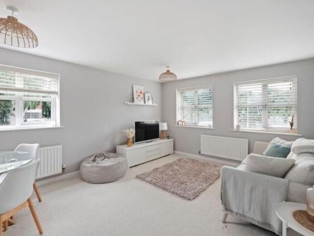 Apartment for sale in Worcestershire