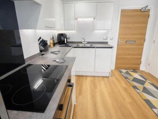 Apartment for sale in Navestock Side, Essex