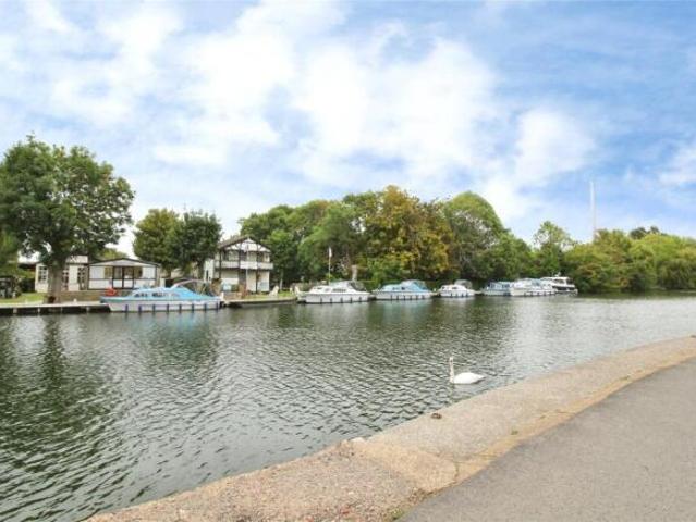 Apartment for sale in Reading