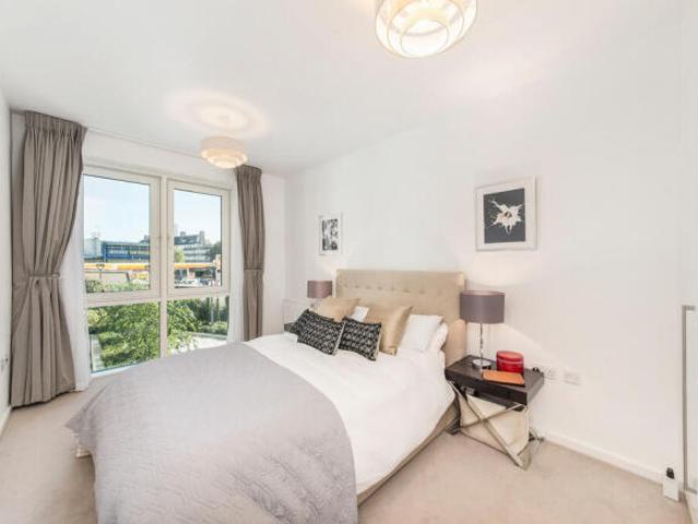 Apartment for sale in Battersea Reach, Greater London