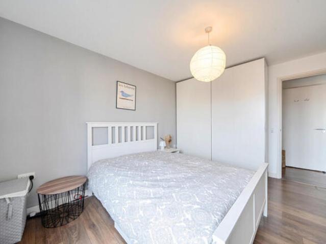 Apartment for sale in Royal Borough of Greenwich, Greater London