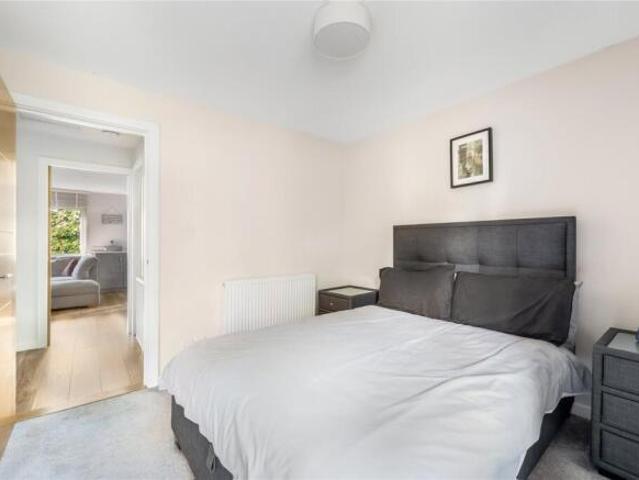 Apartment for sale in Sevenoaks, Kent