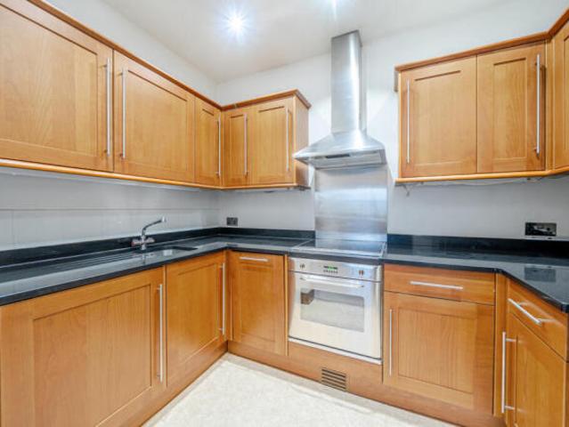 Apartment for sale in Horn Park, Greater London