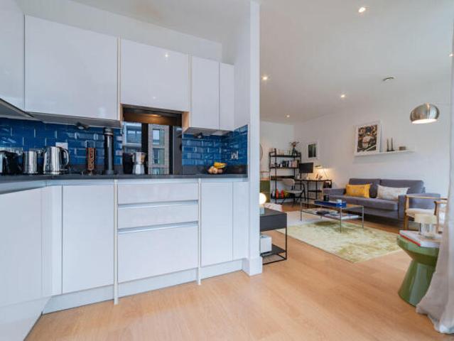 Apartment for sale in Cat Hill
