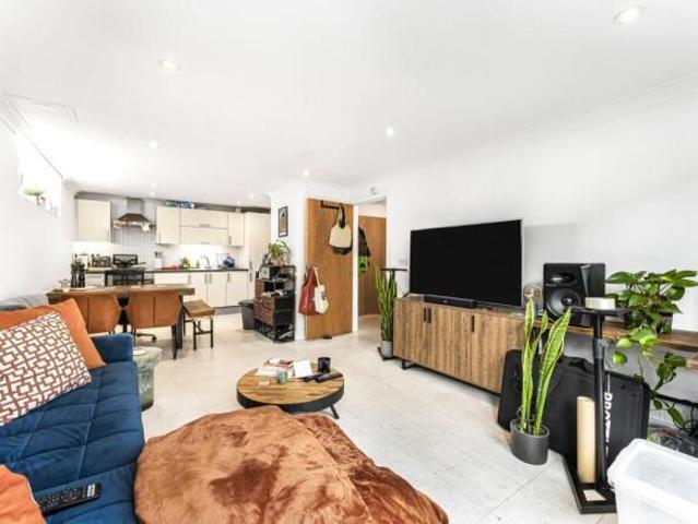 Apartment for sale in Cat Hill