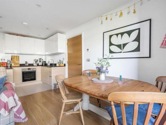 Apartment for sale in Arbury, Cambridgeshire