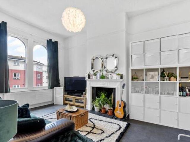 House for sale in Kingston Upon Thames, Greater London