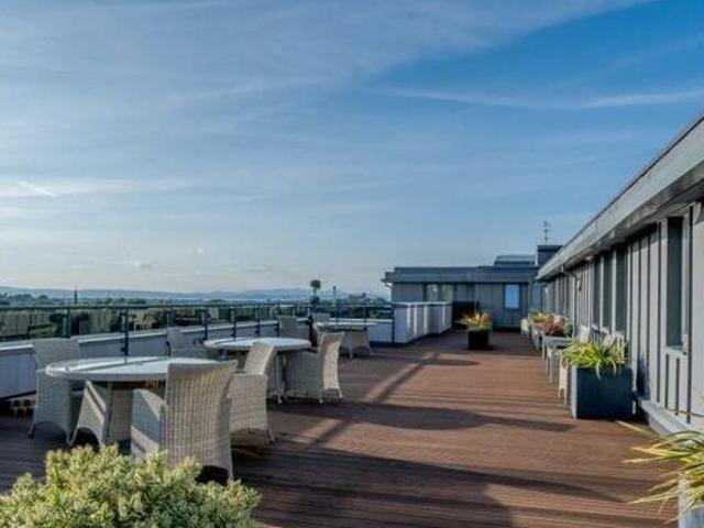 House for sale in Greaves, Bare