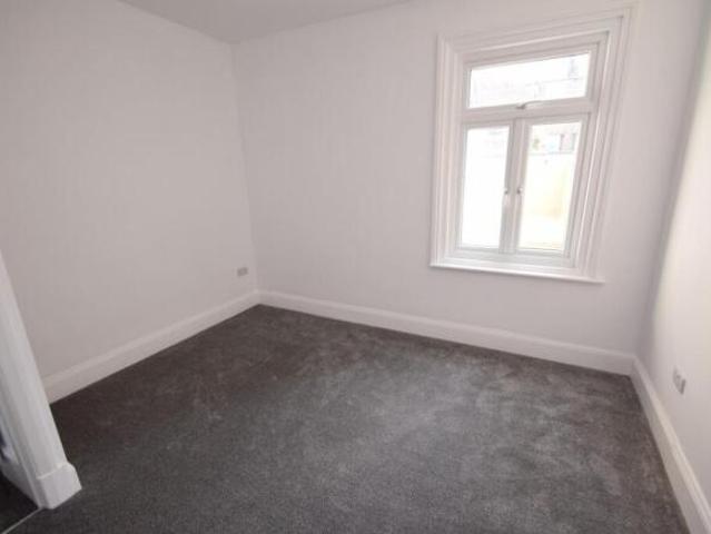 Apartment for sale in Roselands, Eastbourne