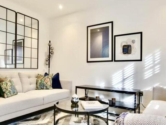 House for sale in Hertford, Colliers End
