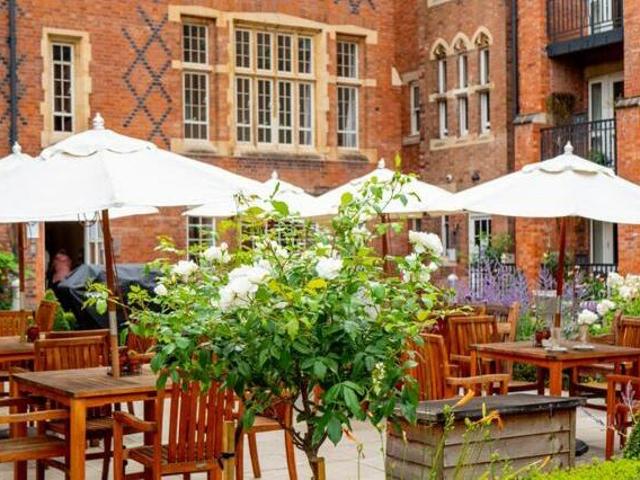 House for sale in Green Close, Warwickshire