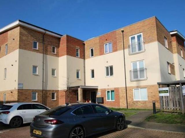 House for sale in Pachesham Park, Surrey