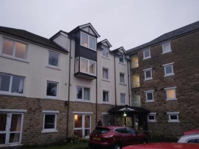 House for sale in Oakwood, West Yorkshire