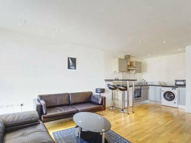 House for sale in Holbeck, West Yorkshire