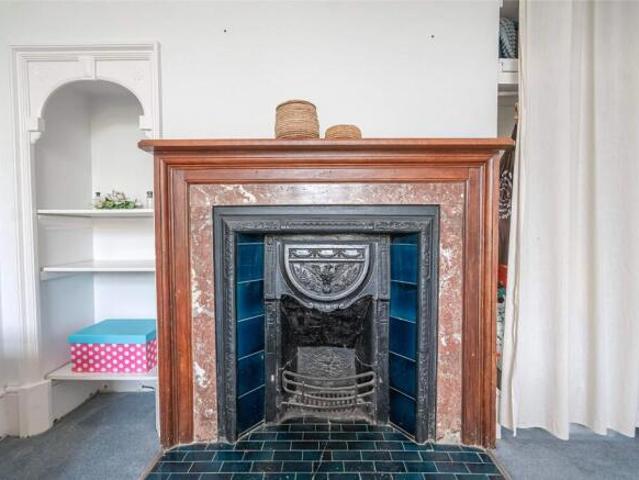 Apartment for sale in Lane, Greater London