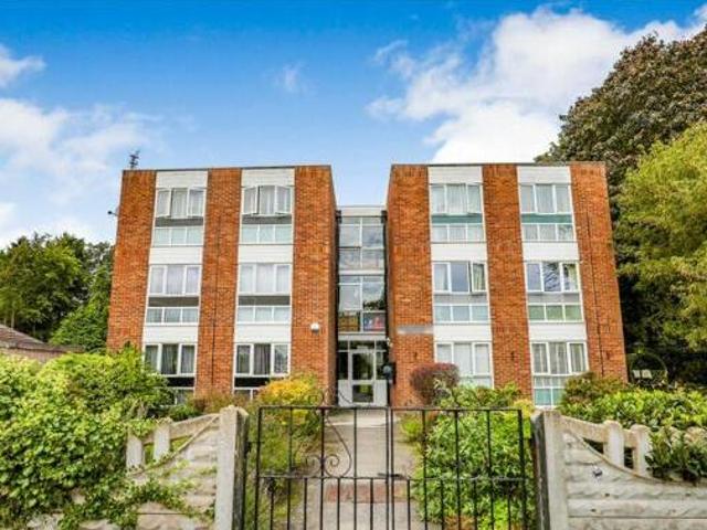 House for sale in Calderstones