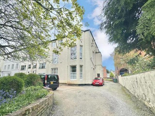 House for sale in Calderstones