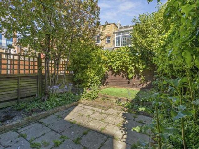 Apartment for sale in Hammersmith, Greater London