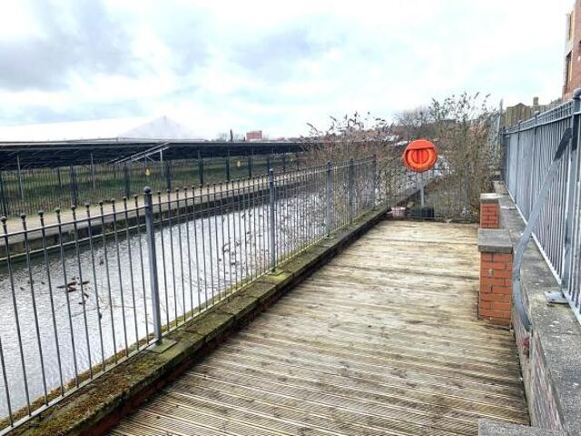 Apartment for sale in Joiner's Square, Hanley