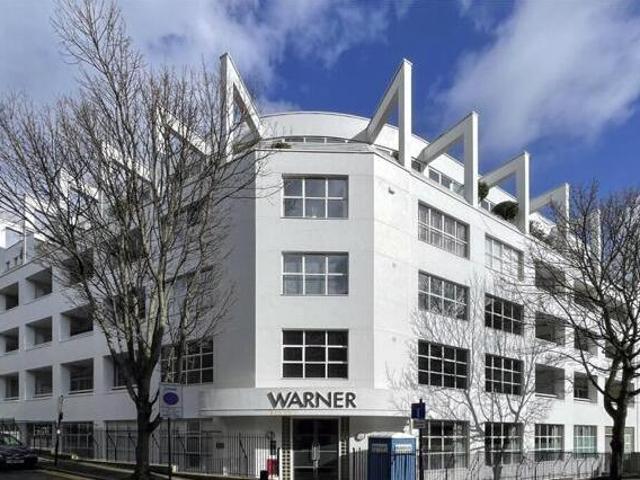 House for sale in City of London, Greater London