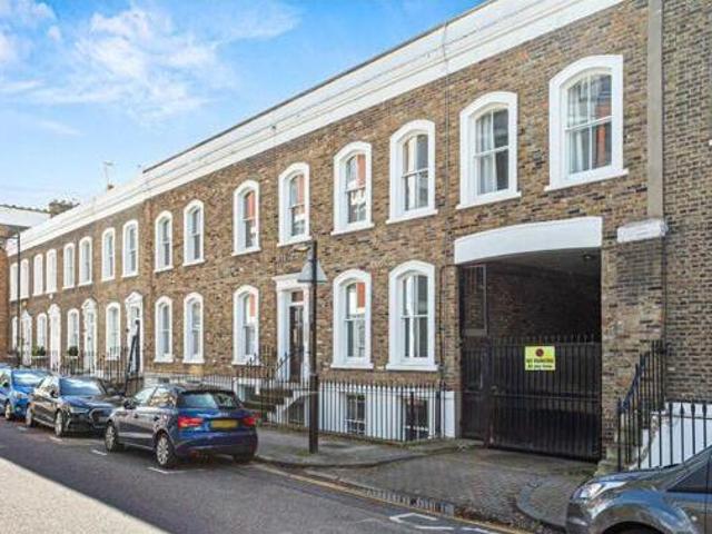 House for sale in Lyons, Greater London
