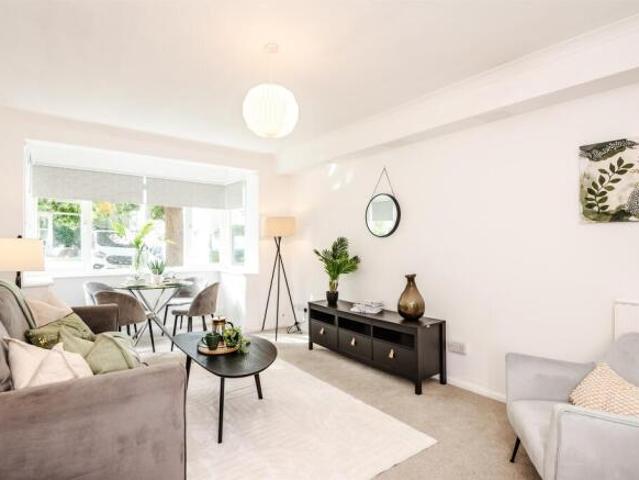 Apartment for sale in Round Hill, Brighton & Hove