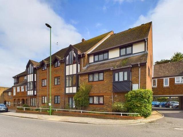 House for sale in Horsham, West Sussex