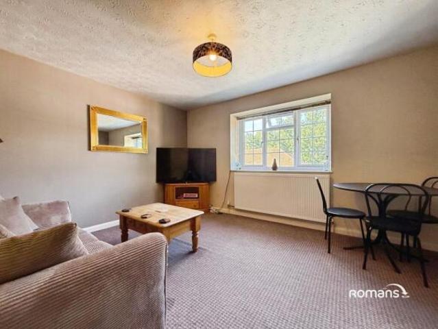 Apartment for sale in Chineham, Basingstoke and Deane