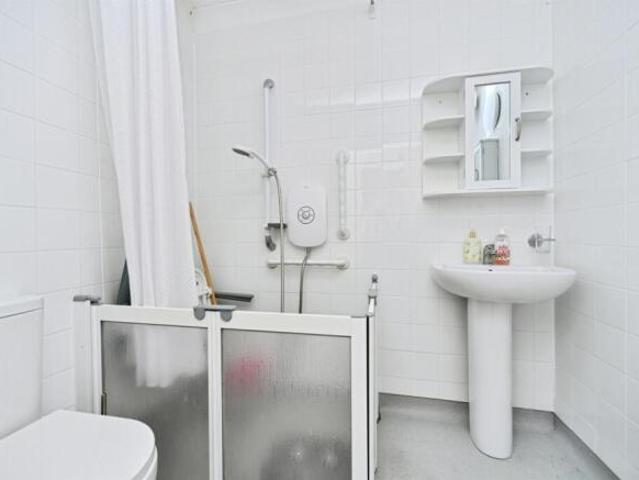 Apartment for sale in Saltdean, Brighton & Hove