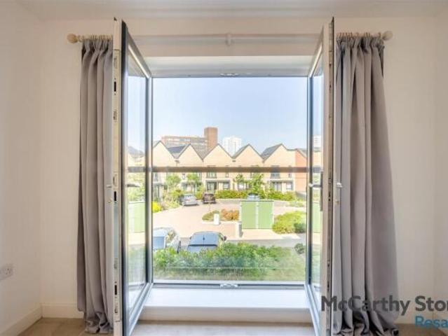 Apartment for sale in Key Street, Suffolk