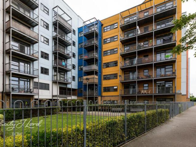 Apartment for sale in Bromley-by-Bow, Bow