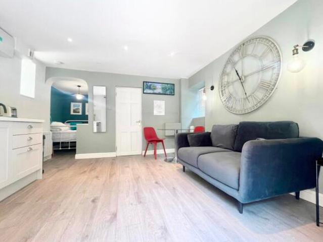 Apartment for sale in Golden Valley, Gloucestershire