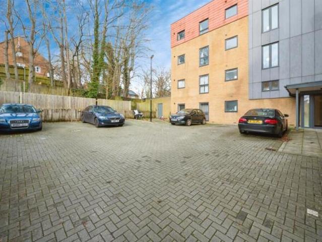 Apartment for sale in Harefield, City Of Southampton