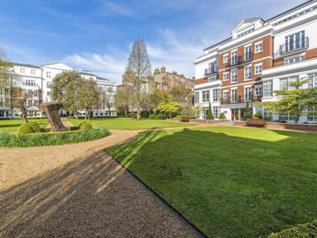 Apartment for sale in Kensington, Calderstones
