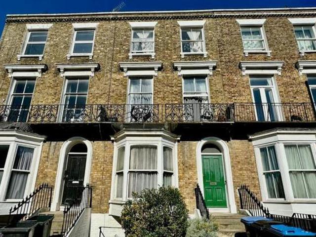 House for sale in Westbrook, Acol