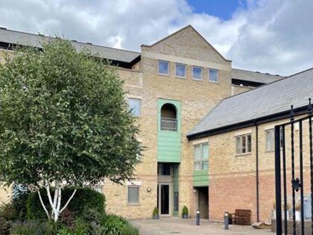 House for sale in Brayford, Lincolnshire