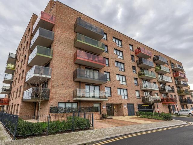 Apartment for sale in Walthamstow