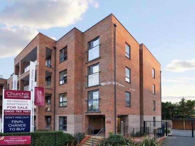 House for sale in Greater London